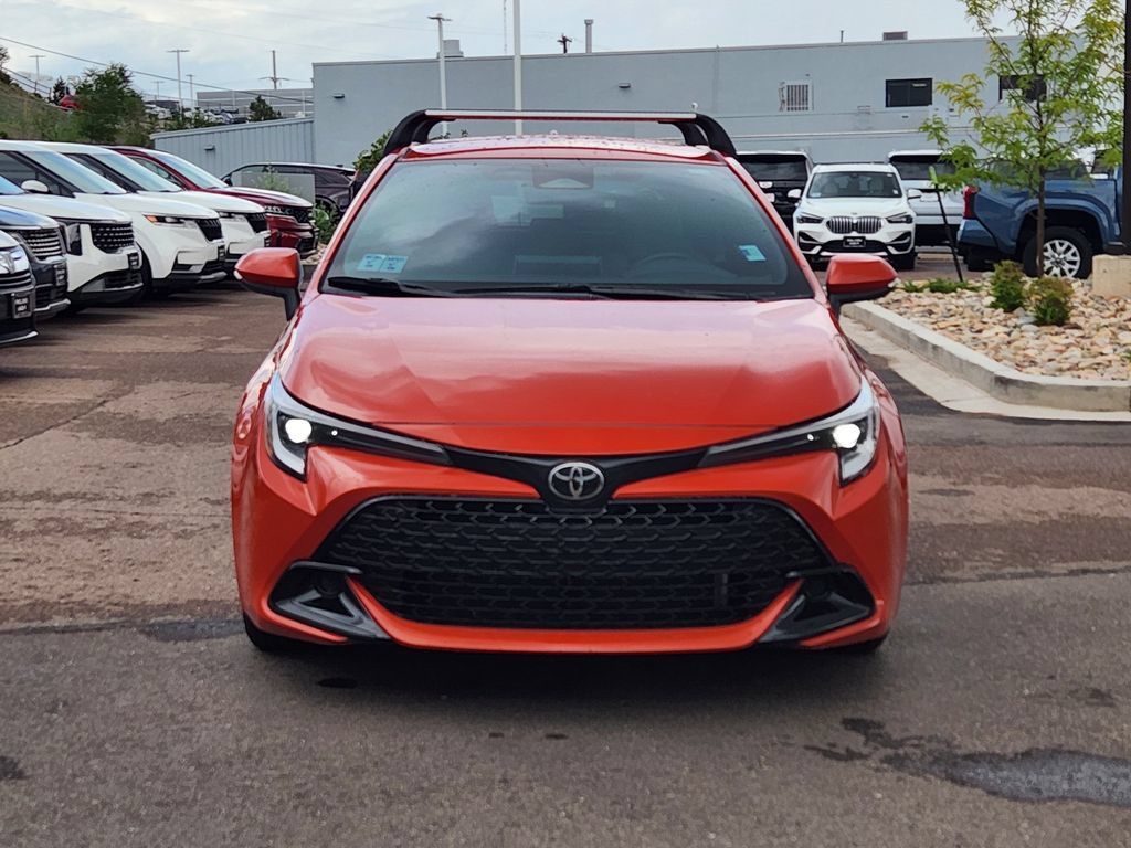 Used 2025 Toyota Corolla SE FWD image 2