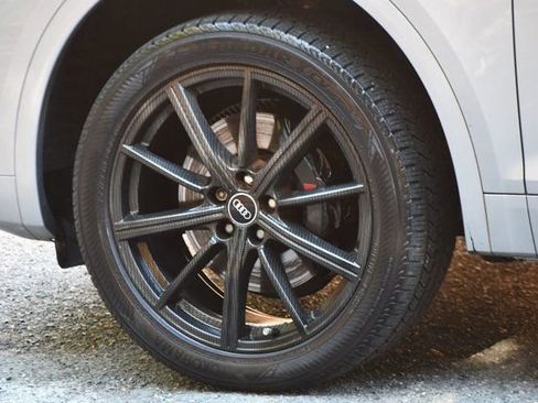 Used 2021 Audi SQ5 Premium Plus w/ Premium Plus Package image 16