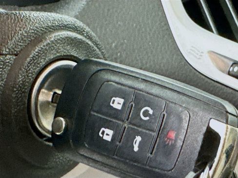 Used 2013 GMC Terrain SLT FWD image 19