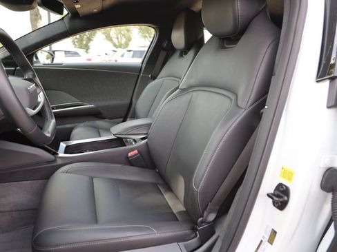 Used 2024 Lucid Air Pure RWD image 25