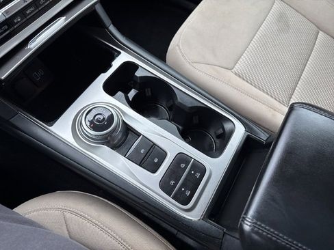 Used 2021 Ford Explorer 2WD image 30