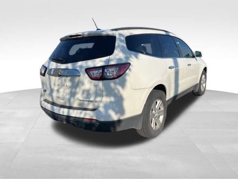 Used 2014 Chevrolet Traverse LT image 7