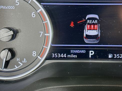 Used 2025 Nissan Rogue SV image 19