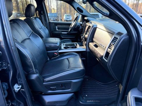 Used 2018 RAM 2500 Limited AWD/4WD image 29