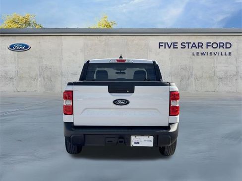 Certified 2025 Ford Maverick XLT image 5