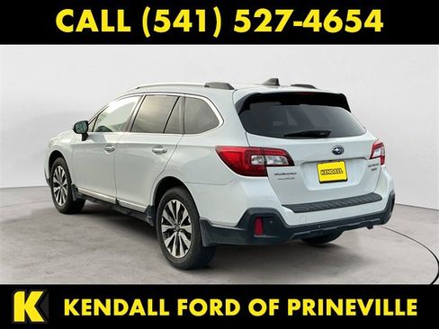 Used 2019 Subaru Outback 3.6R Touring image 3