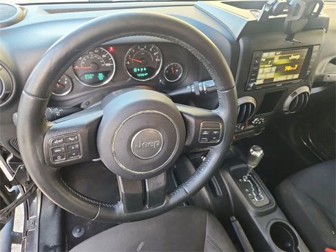 Used 2017 Jeep Wrangler Sport w/ Connectivity Group image 11