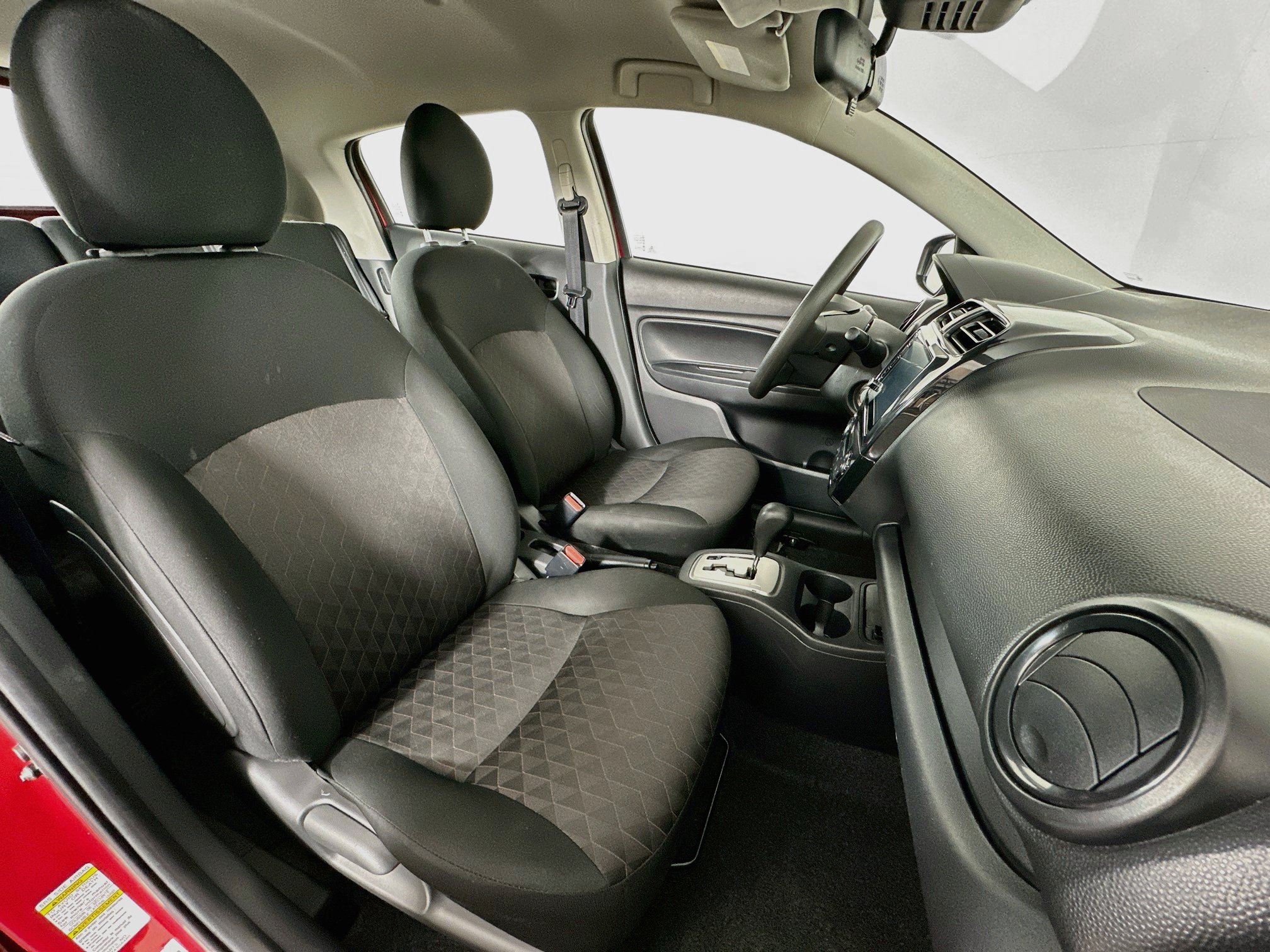 Used 2024 Mitsubishi Mirage ES FWD image 28