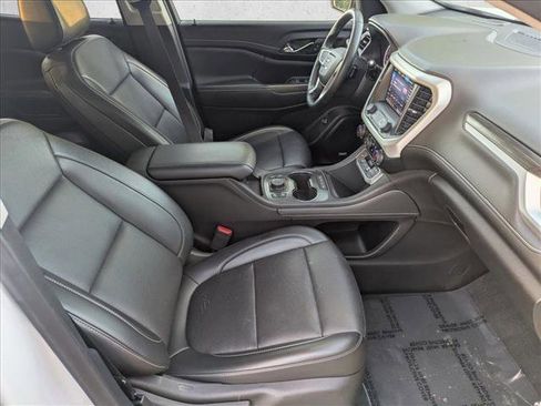 Used 2023 GMC Acadia SLT image 22