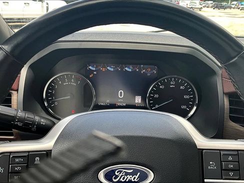 Used 2023 Ford Expedition Limited AWD/4WD image 13