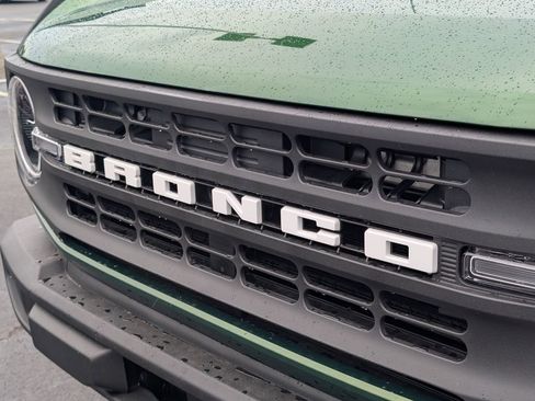 New 2025 Ford Bronco 4-Door image 17