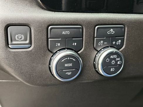 Used 2024 GMC Sierra 1500 Elevation AWD/4WD image 19