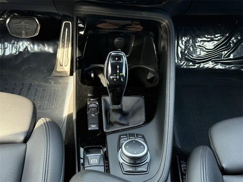 Used 2022 BMW X2 M35i w/ Premium Package image 13
