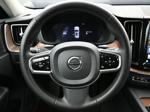 Used 2024 Volvo XC60 T8 Ultimate w/ Climate Package AWD/4WD image 17