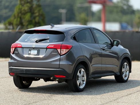 Used 2016 Honda HR-V EX image 9
