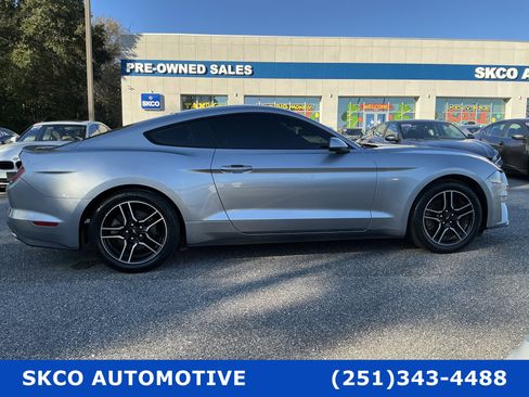 Used 2020 Ford Mustang Premium image 6