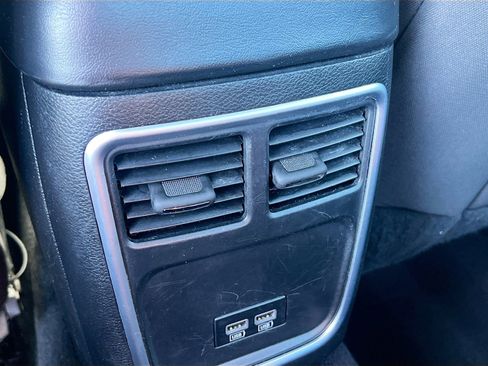 Used 2022 Dodge Charger SXT image 26