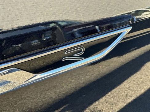 Used 2022 Volkswagen Atlas SEL Premium image 32