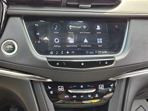 Used 2020 Cadillac XT5 Premium Luxury AWD/4WD image 25