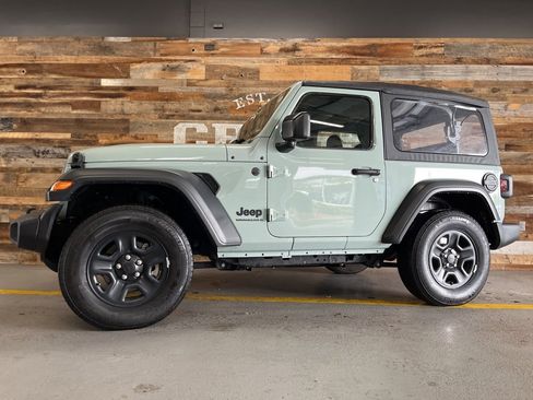 Used 2023 Jeep Wrangler Sport image 49