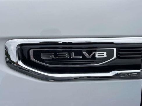 Certified 2023 GMC Sierra 1500 SLT w/ SLT Premium Package AWD/4WD image 9