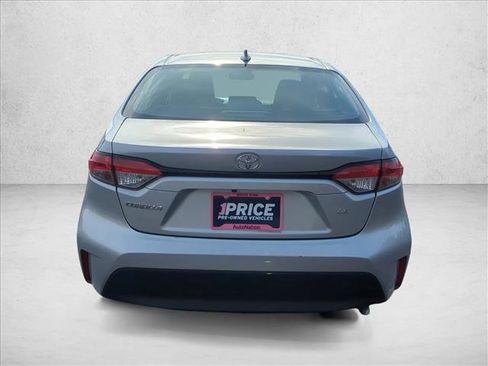 Used 2023 Toyota Corolla LE image 7