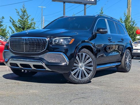 Used 2021 Mercedes-Benz Maybach GLS 600 4MATIC image 2