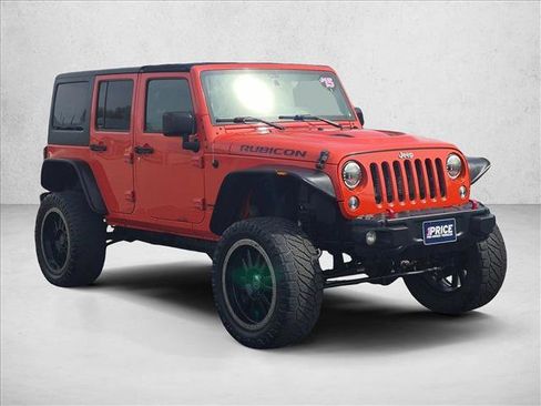 Used 2015 Jeep Wrangler Unlimited Rubicon AWD/4WD image 3