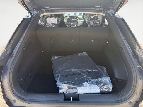 New 2025 Kia EV6 Light w/ Light LR Technology Package AWD/4WD image 16