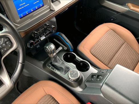 Used 2023 Ford Bronco Outer Banks AWD/4WD image 16