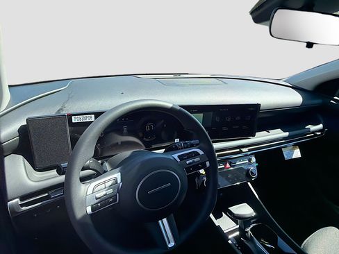 New 2026 Hyundai Tucson SEL image 16