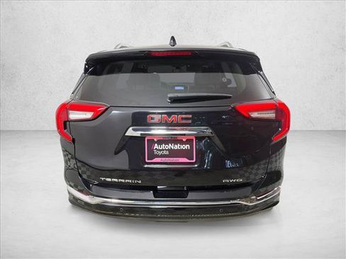 Used 2022 GMC Terrain Denali w/ Black Diamond Edition AWD/4WD image 6