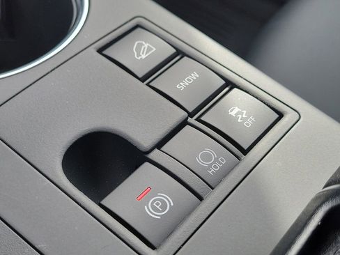 Used 2026 Toyota Highlander XSE image 37