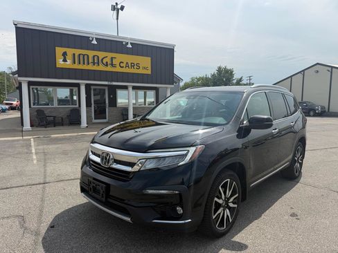 Used 2022 Honda Pilot Touring image 2