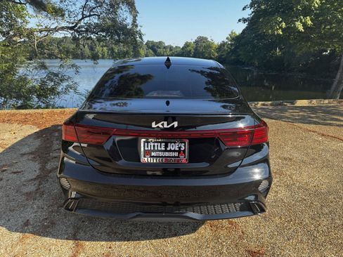 Used 2022 Kia Forte GT-Line FWD image 7