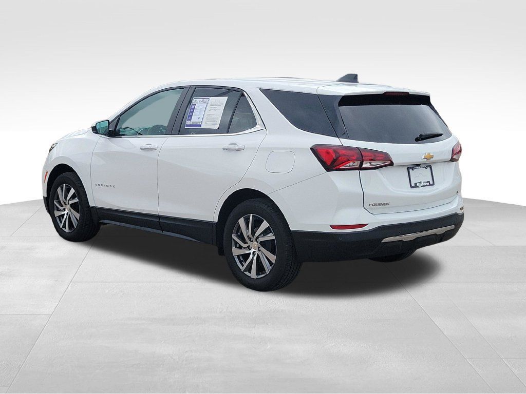 Certified 2024 Chevrolet Equinox LT w/ LPO, Floor Liner Package FWD image 4
