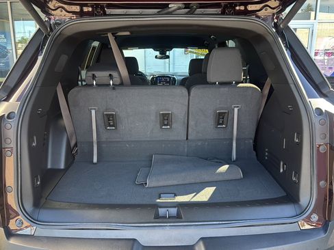 Used 2023 Chevrolet Traverse LT AWD/4WD image 26