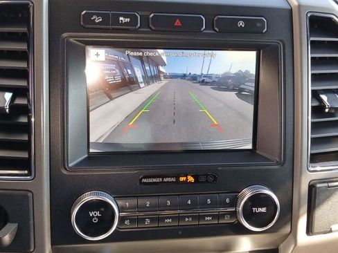 Used 2019 Ford Expedition XLT w/ Equipment Group 201A image 10