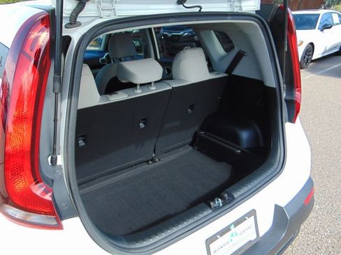 Used 2021 Kia Soul LX FWD image 24