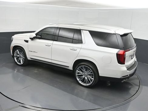 Used 2025 GMC Yukon Denali Ultimate AWD/4WD image 49