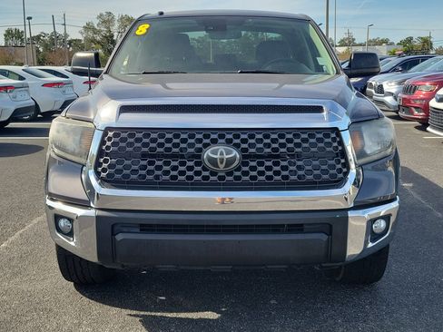 Used 2018 Toyota Tundra SR5 image 8