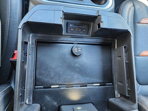 Used 2022 GMC Sierra 2500 AT4 w/ AT4 Preferred Package image 45