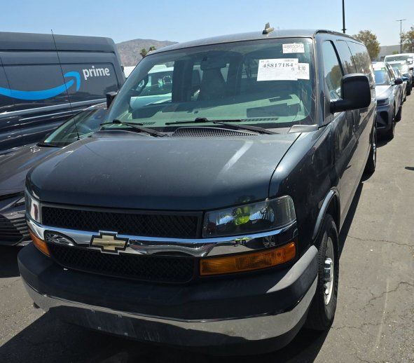Used 2017 Chevrolet Express 3500 LT w/ LT Preferred Equipment Group RWD image 1