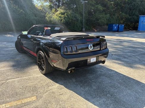 Used 2009 Ford Mustang GT Premium RWD image 18