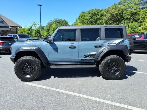 Used 2023 Ford Bronco Raptor w/ Interior Carbon Fiber Pack 6 AWD/4WD image 8
