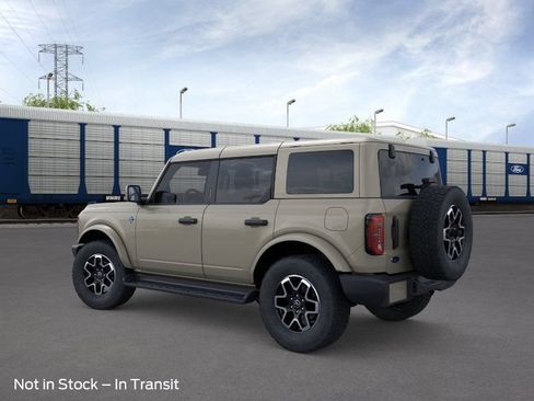 New 2026 Ford Bronco Outer Banks AWD/4WD image 4