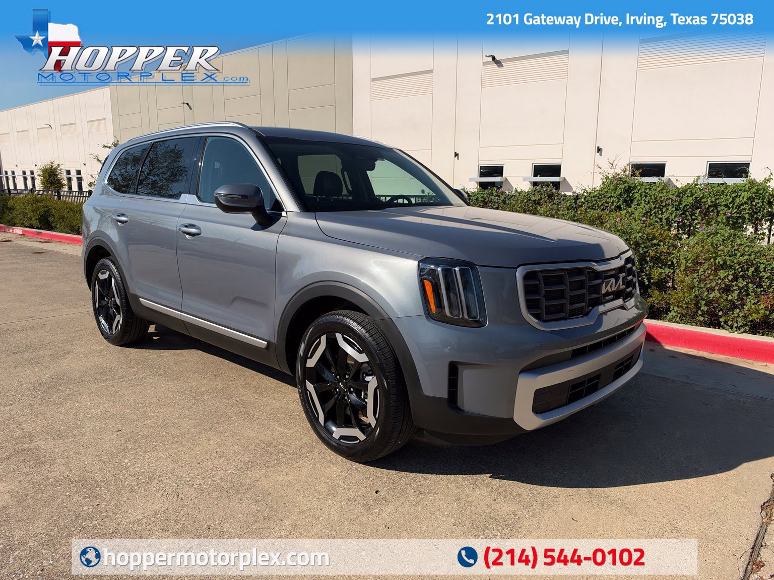 Used 2025 Kia Telluride S AWD/4WD image 1