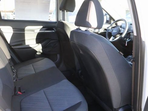 New 2026 Kia Seltos LX image 11