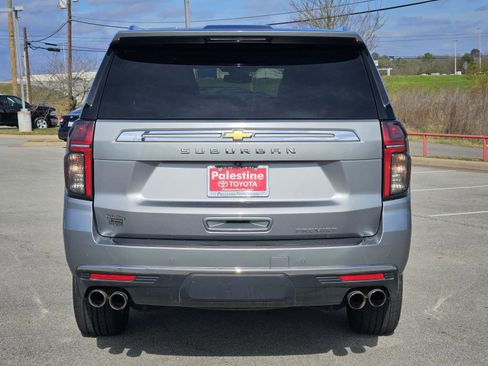 Used 2024 Chevrolet Suburban Premier image 5