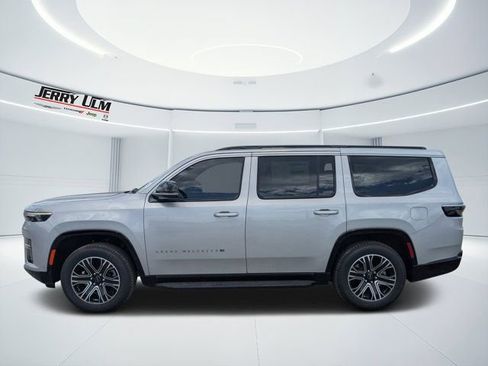 New 2026 Jeep Grand Wagoneer 2WD w/ 8-Passenger Seating Package image 6